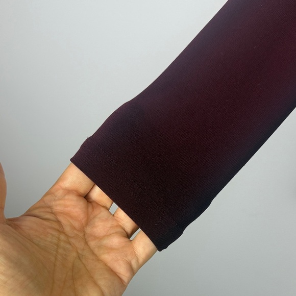 Sympli Deep Burgundy Flowy Fit Button Down Layered Hem Long Sleeve Blouse Size 4 - Picture 4 of 11